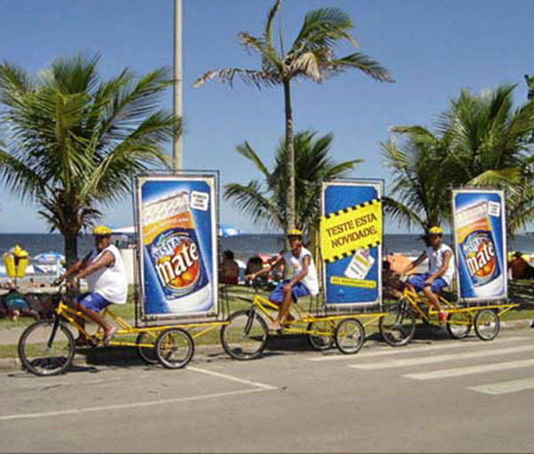 Triciclo Banner Propaganda á pedal Imagem